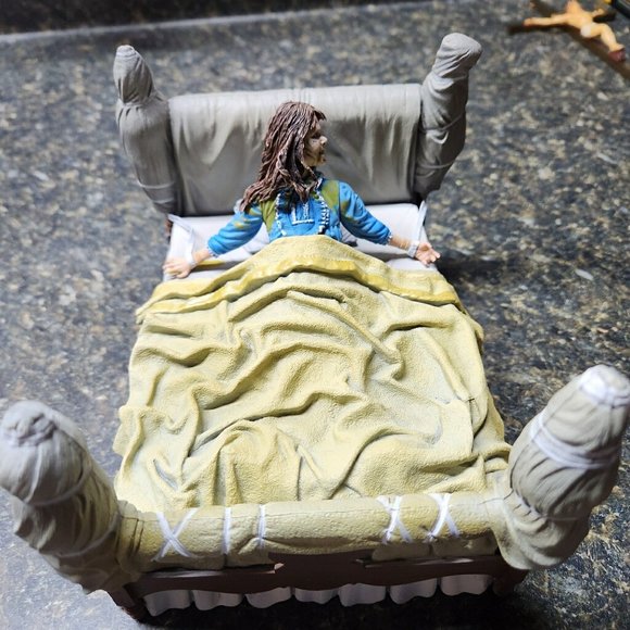 Neca exorcist figurine - Picture 7 of 10